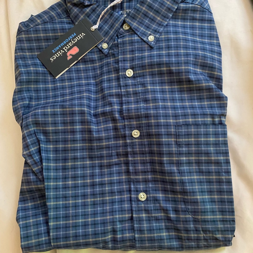 Men’s vineyard vines athletic button down